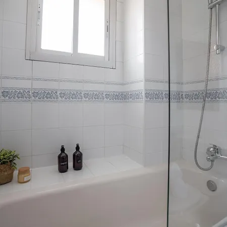 Tuguest Torre Del Capitan Apartment *